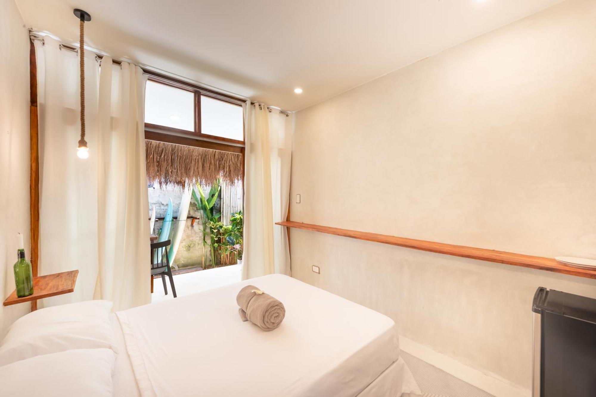 Gratitude Inn 卢纳将军城 外观 照片