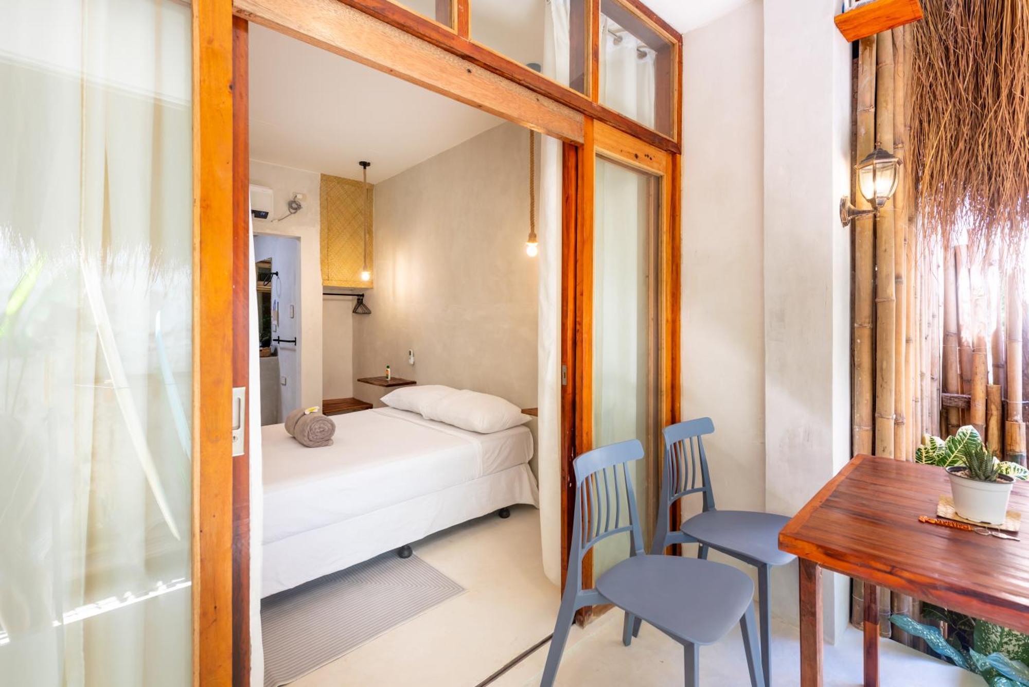 Gratitude Inn 卢纳将军城 外观 照片